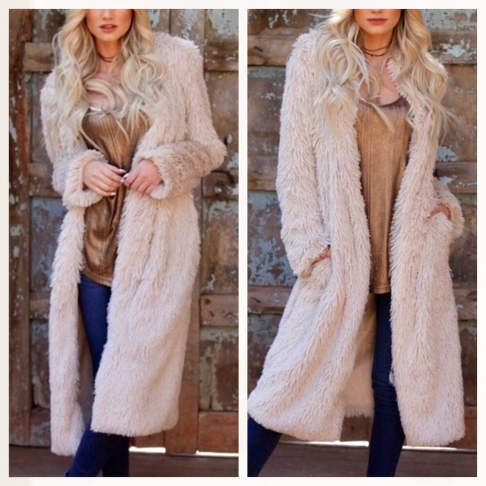LAST 2!LUSH Faux Fur Trench Coat - Picture 2 of 6